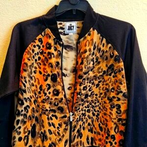 Juicy Couture Black Cheetah crop Bomber Moto lightweight jacket. Animal print XL